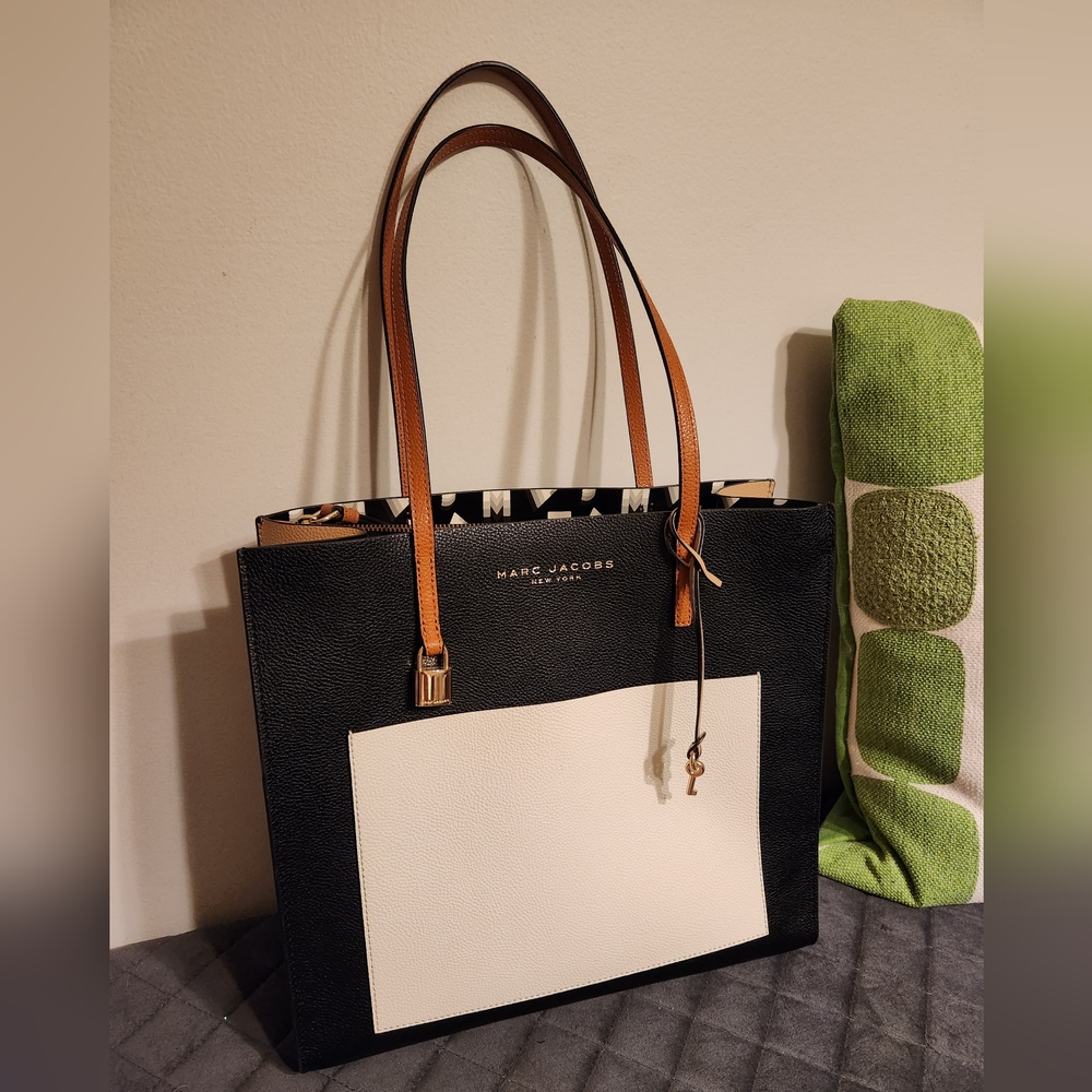 Marc Jacobs Grind Leather Tote